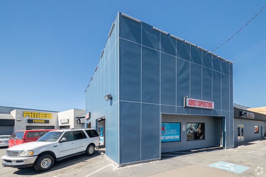 More Photos Of 3000-3090 Mill St, Reno Unknown For Lease