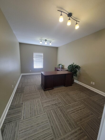 More Photos Of 703 William Blount Dr, Maryville Office For Sale