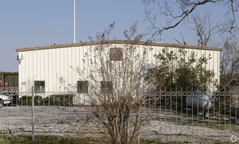 More Photos Of 117 Shirley Rd, Seaford Warehouse For Sale