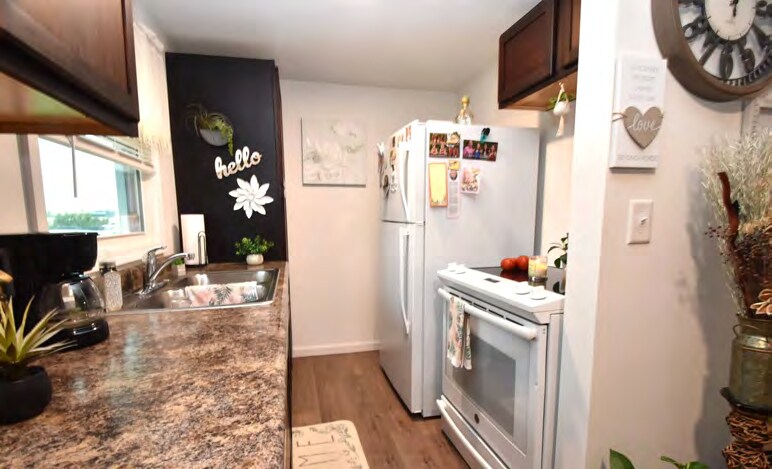 More Photos Of 517 E Monroe St, Metamora Multifamily For Sale