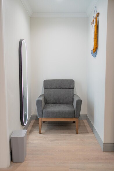 More Photos Of 1107 N Broadway, Santa Maria Hotel For Sale