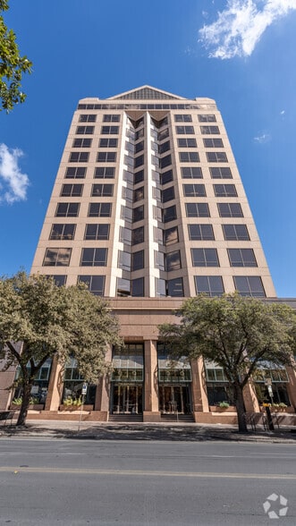 More Photos Of 919 Congress Ave, Austin Office For Lease