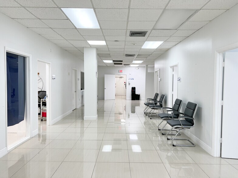More Photos Of 14150 SW 119th Ave, Miami Manufacturing For Lease