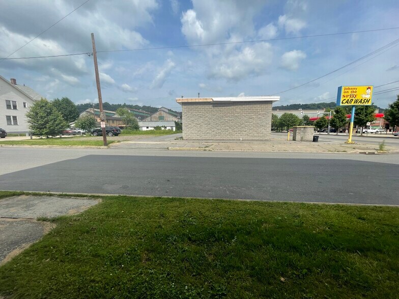 More Photos Of 105 Ohio St, Johnstown Carwash For Sale