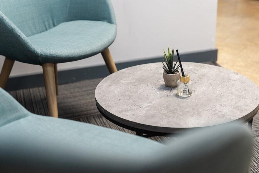 More Photos Of Kings Rd, Birmingham Office For Lease