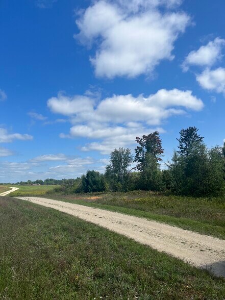 More Photos Of US Highway 141, Wausaukee Land For Sale