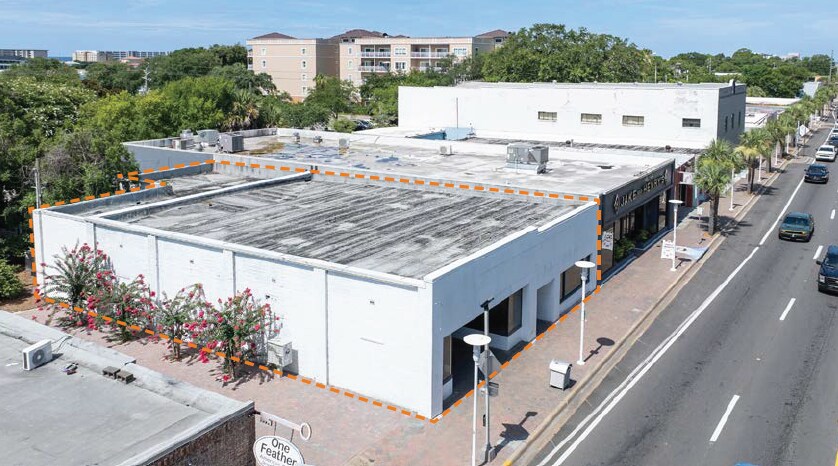 More Photos Of 142 & 144 US-98 Miracle Strip Pky, Fort Walton Beach Storefront For Sale