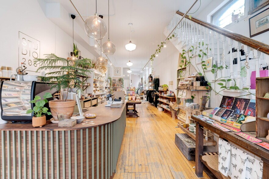 More Photos Of 205 King St E, Hamilton Storefront Retail Residential For Sale