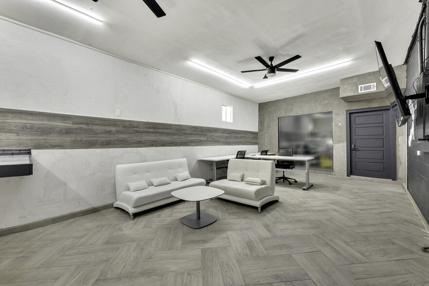 More Photos Of 1528 E Yandell Dr, El Paso Loft Creative Space For Sale