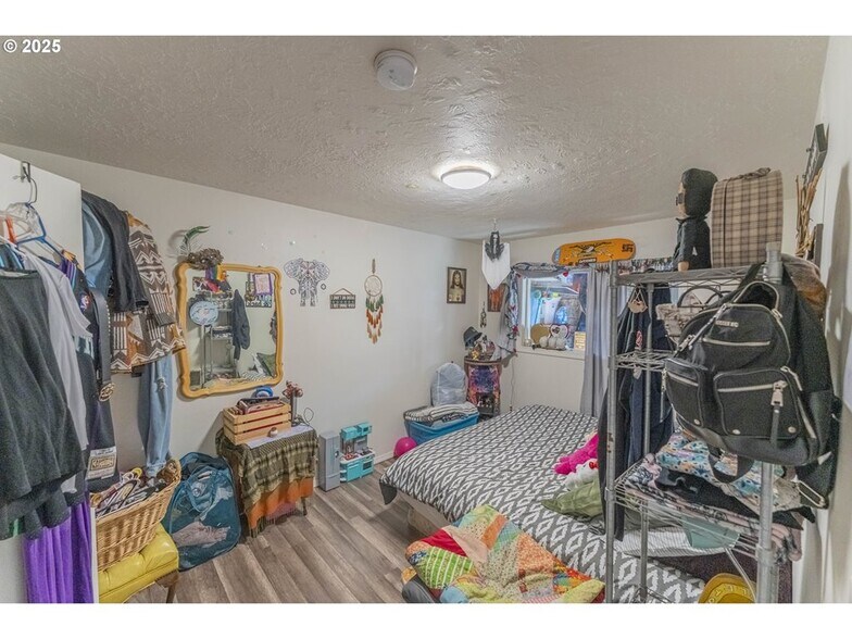 More Photos Of 2149 S Franklin St, Seaside Apartments For Sale