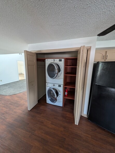 More Photos Of 1952 Kensington Ave, Buffalo Restaurant For Lease