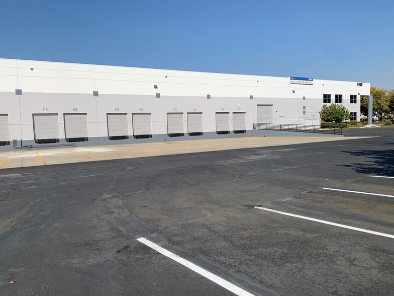 Primary Photo Of 1500 Overland Ct, West Sacramento Warehouse For Lease