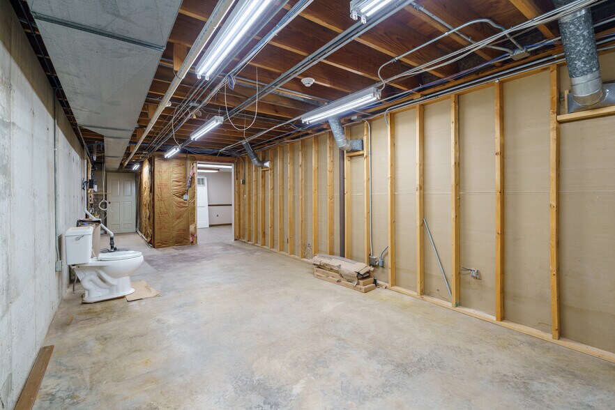 More Photos Of 6100 W Main St, Belleville Bank For Sale