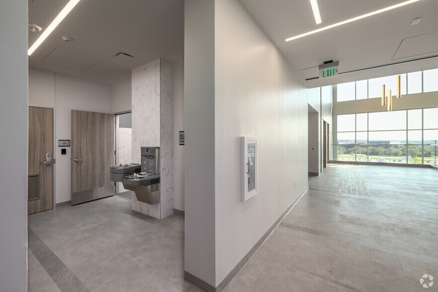 More Photos Of 10622 State Highway 151 Frontage Road, San Antonio Medical For Lease