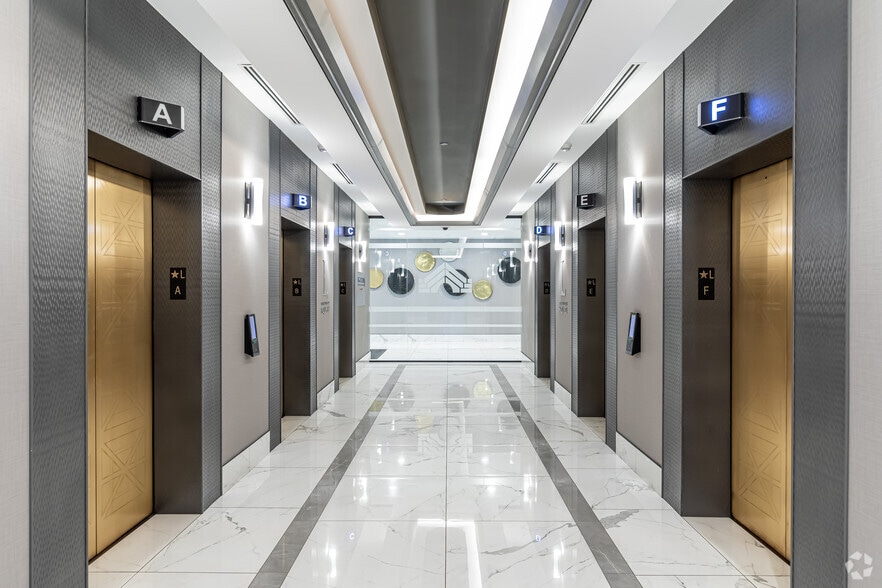 More Photos Of 90 State House Sq, Hartford Unknown For Sale