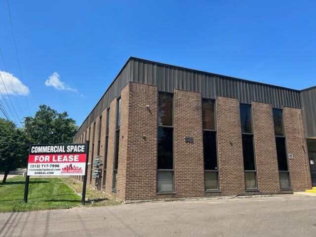 More Photos Of 835 Louisa St, Lansing Office For Lease
