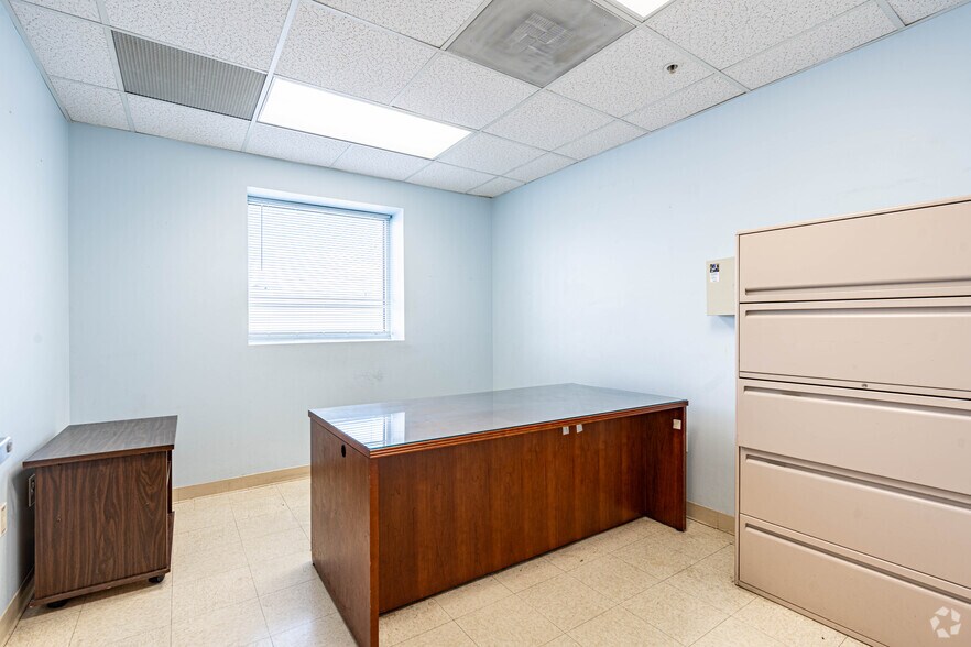 More Photos Of 310-312 Northern Ave, Boston Refrigeration Cold Storage For Sale