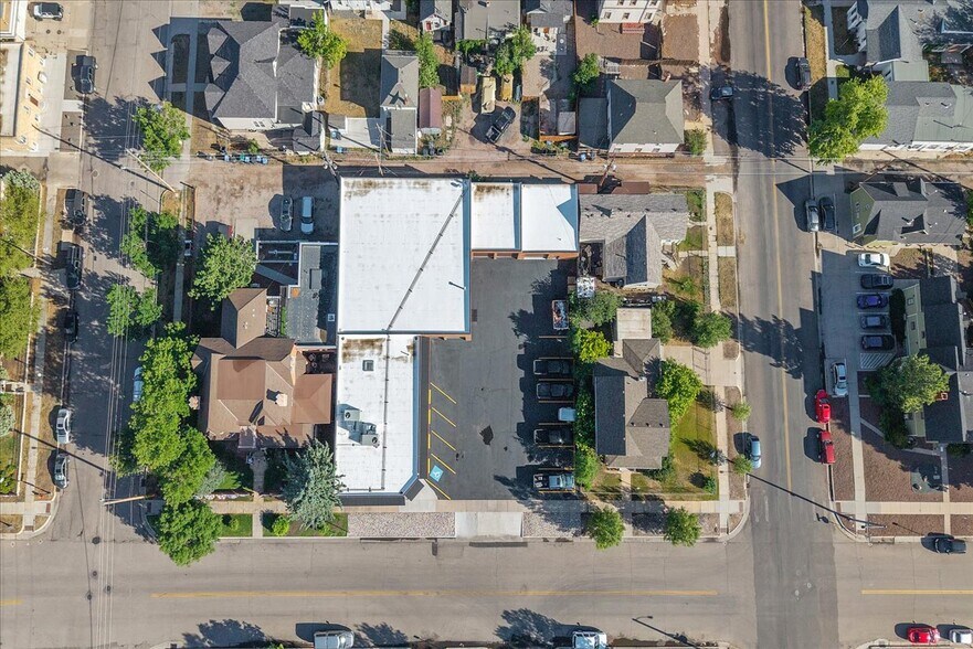 More Photos Of 310 E 17th St, Cheyenne Flex For Sale