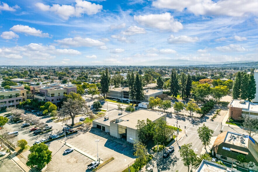 More Photos Of 235-255 W Mission Blvd, Pomona Office For Sale