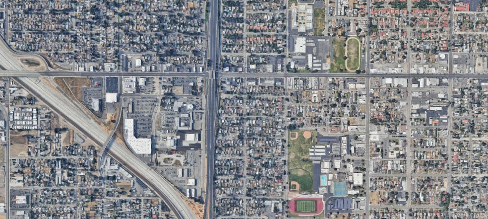 More Photos Of 850 W Highland Ave, San Bernardino Land For Lease