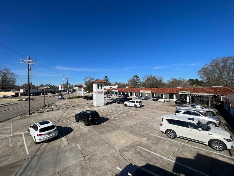 More Photos Of 711 Jefferson Hwy, Baton Rouge Unknown For Lease