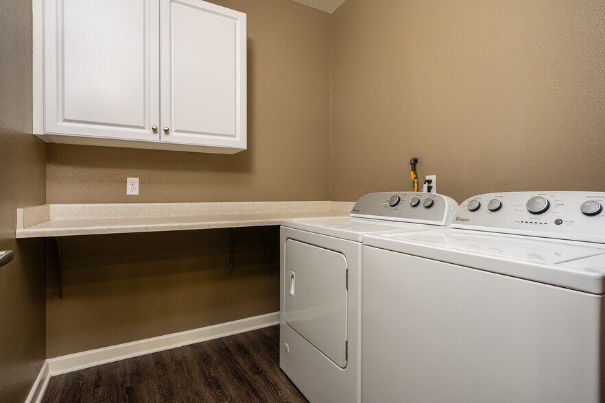 More Photos Of 2855 Foothill Blvd, La Verne Apartments For Lease