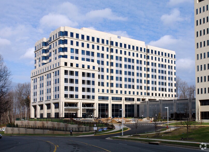 More Photos Of 7930 Jones Branch Dr, McLean Office For Lease