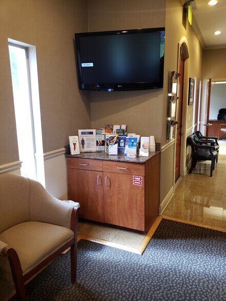 More Photos Of 510 W Main St, Bartow Coworking Space