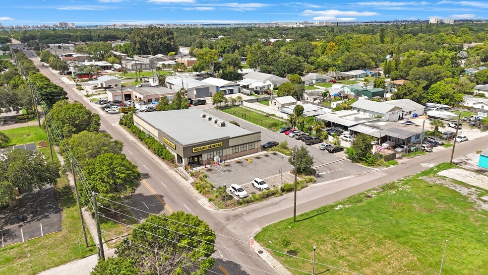 More Photos Of 1626 49th St S, Gulfport Storefront Retail Residential For Sale