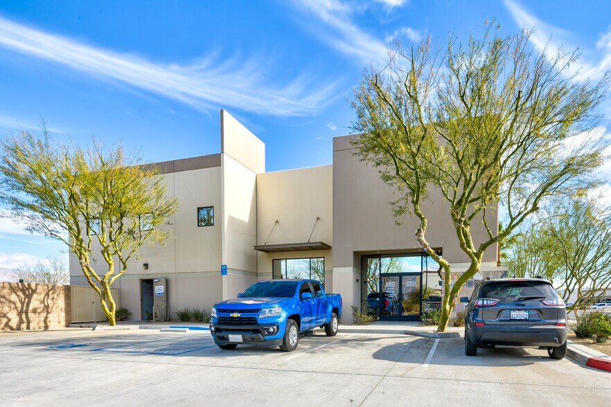 More Photos Of 77851 Los Montanas Rd, Palm Desert Unknown For Lease