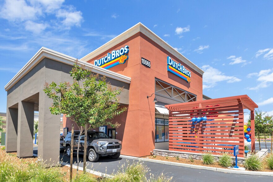 More Photos Of 10065 Bruceville Rd, Elk Grove Fast Food For Sale