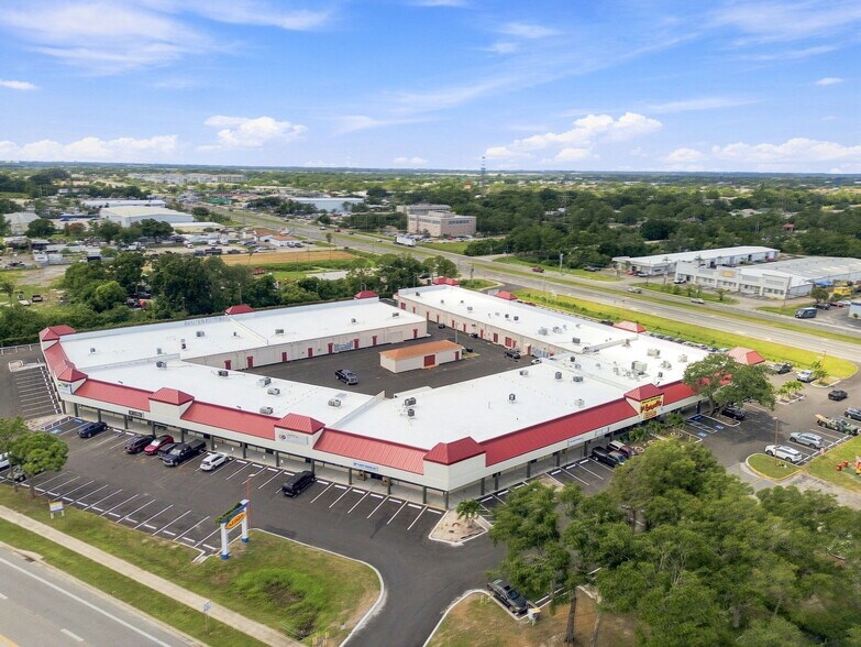 More Photos Of 14100 US Highway 19 N, Clearwater Unknown For Lease