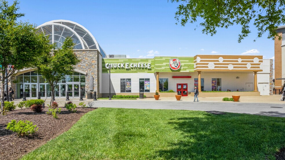 More Photos Of 1720 Old Fort Pky, Murfreesboro Unknown For Lease