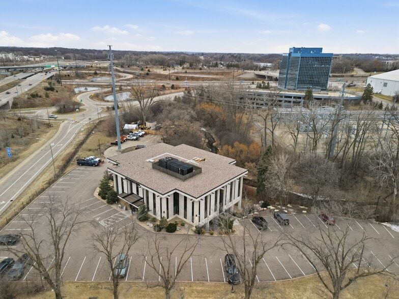 More Photos Of 7777 Washington Ave S, Edina Loft Creative Space For Lease