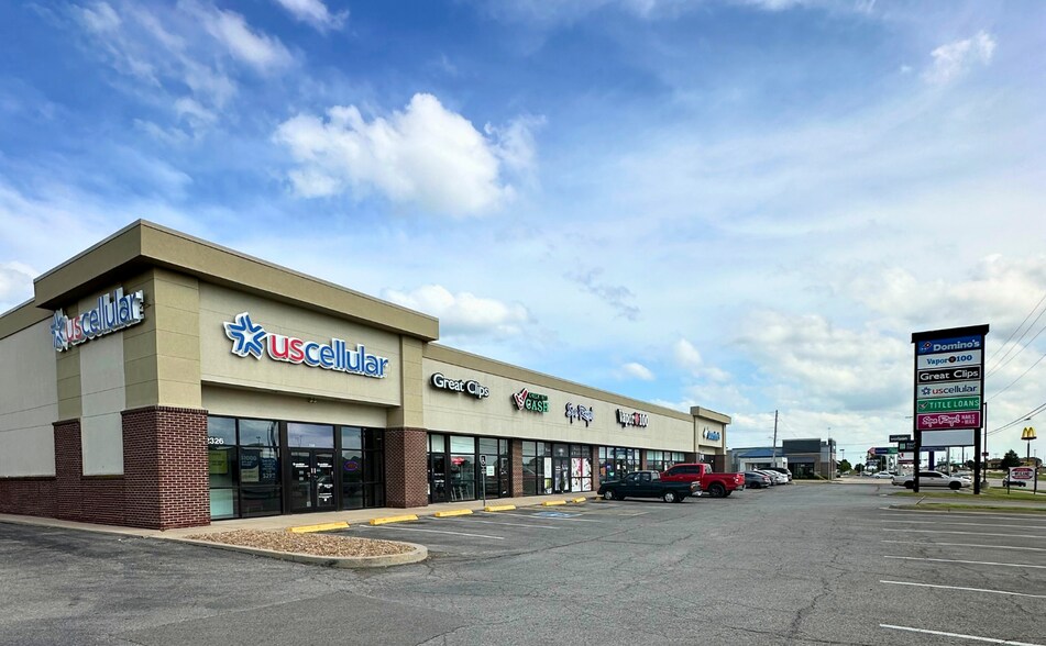 More Photos Of 2326 Industrial Rd, Emporia General Retail For Sale