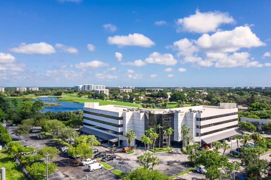 More Photos Of 7777 Glades Rd, Boca Raton Office For Lease