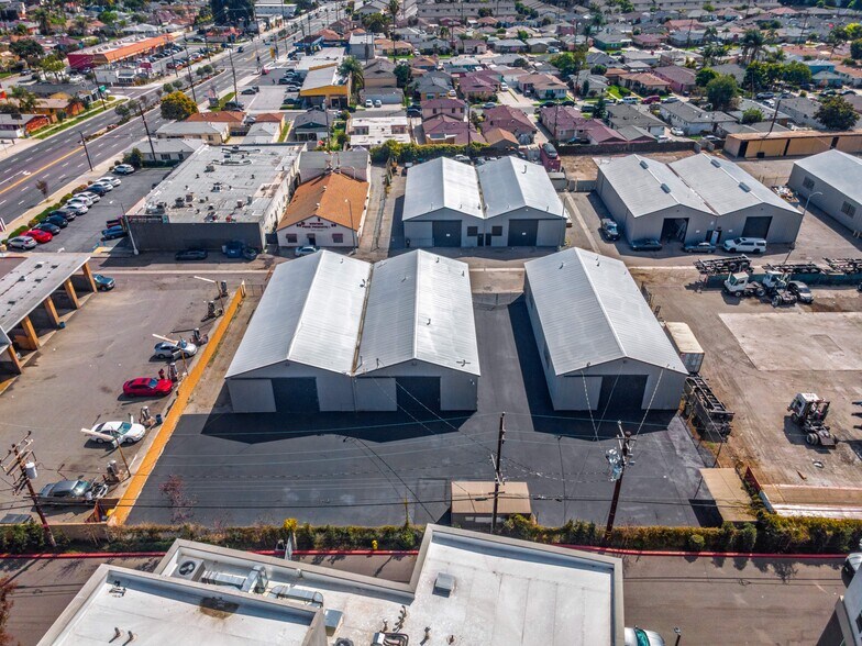 More Photos Of 10925 Vulcan St, South Gate Warehouse For Sale