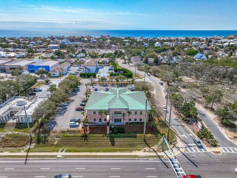 More Photos Of 4635 Gulfstarr Dr, Destin Medical For Sale