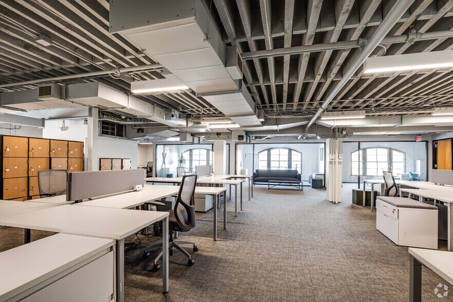 More Photos Of 121-135 Washington Ave N, Minneapolis Loft Creative Space For Lease