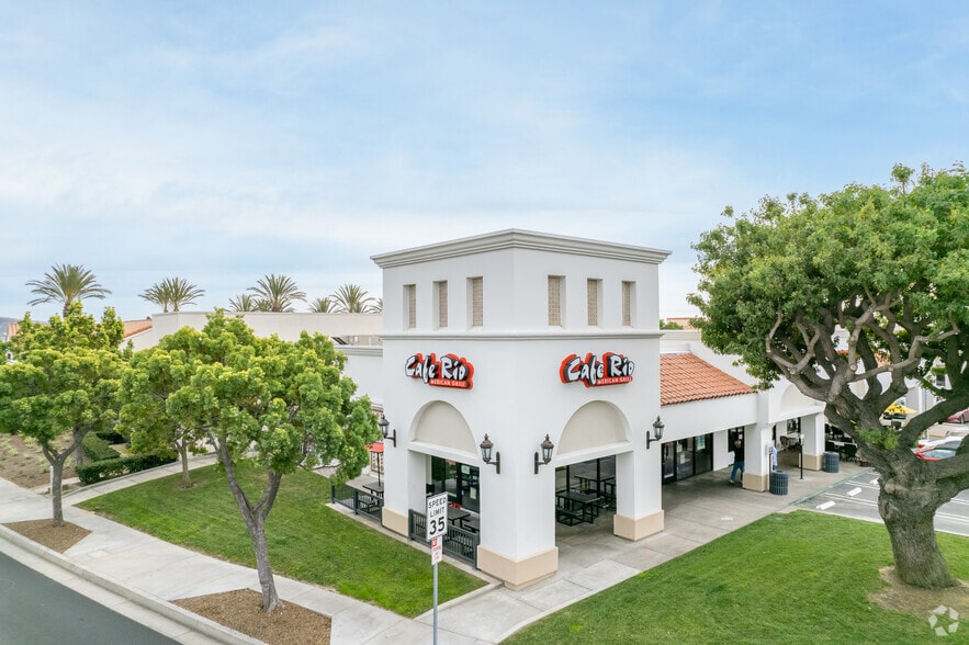 More Photos Of 638 Camino De Los Mares, San Clemente General Retail For Lease