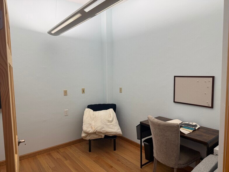 More Photos Of 195 S Lena St, Ridgway Medical For Sale