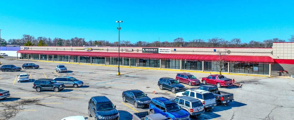 More Photos Of 613-619 N 13th St, Decatur General Retail For Lease