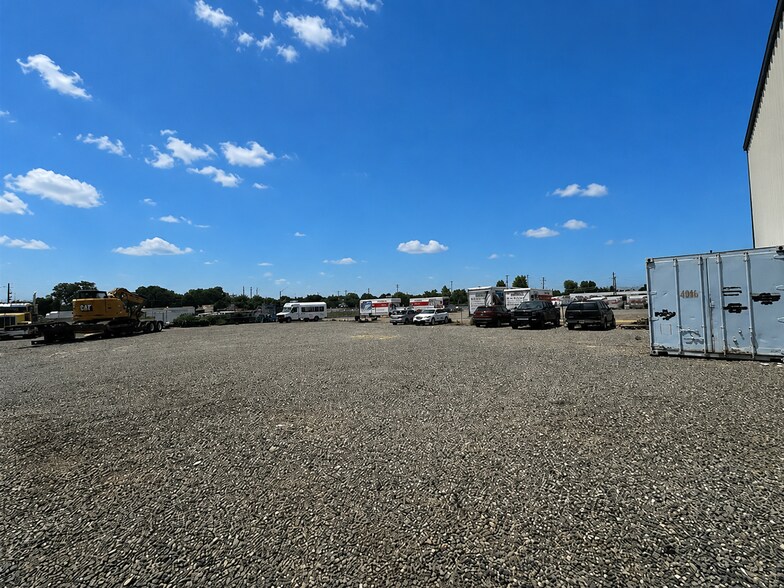 More Photos Of 2948 I-70 Business Loop, Grand Junction Warehouse For Lease