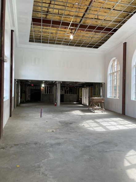 More Photos Of 16 N Main St, Port Chester Restaurant For Lease