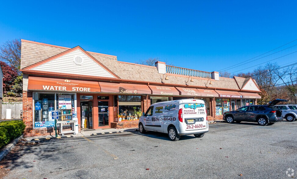 More Photos Of 275 Main St, New Milford Storefront Retail Office For Lease
