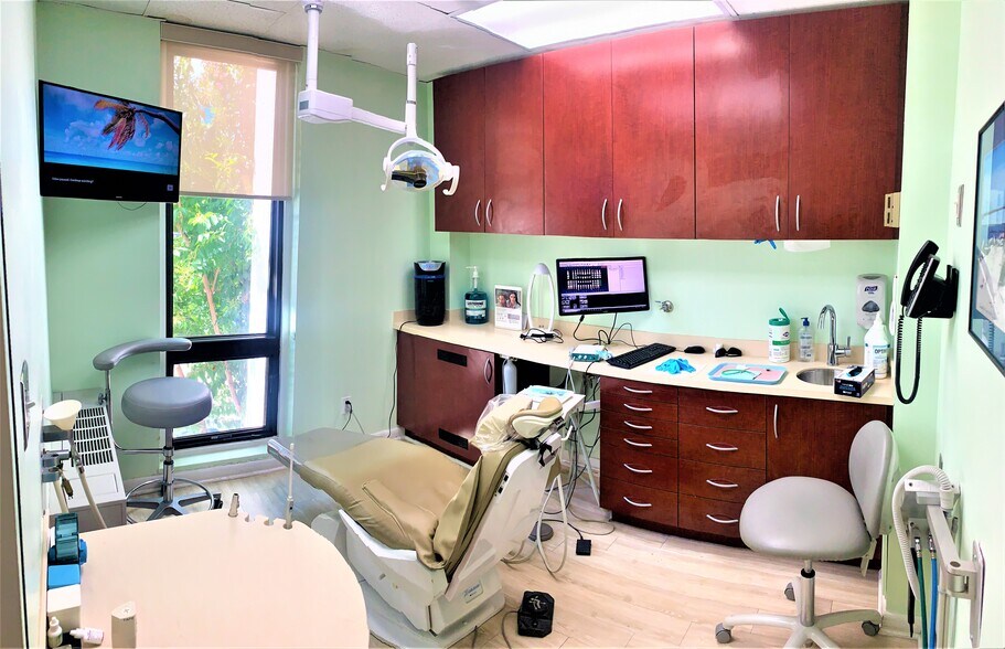 More Photos Of 11125 Rockville Pike, Rockville Medical For Lease