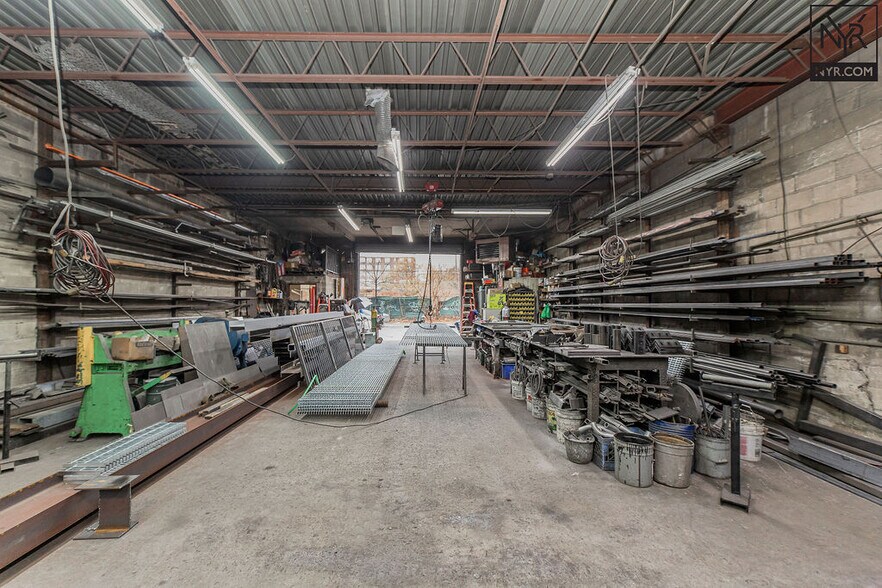 More Photos Of 10620 157th St, Jamaica Warehouse For Sale