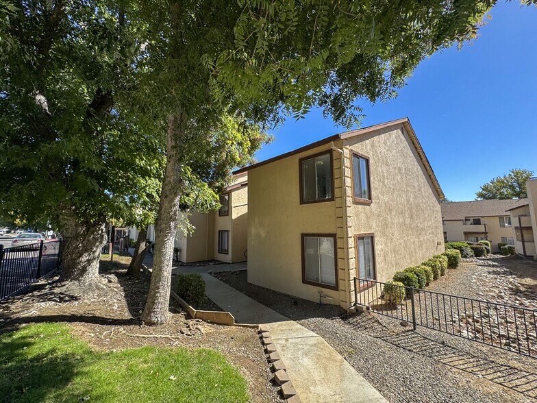 More Photos Of 32 E Main St, Winters Apartments For Sale