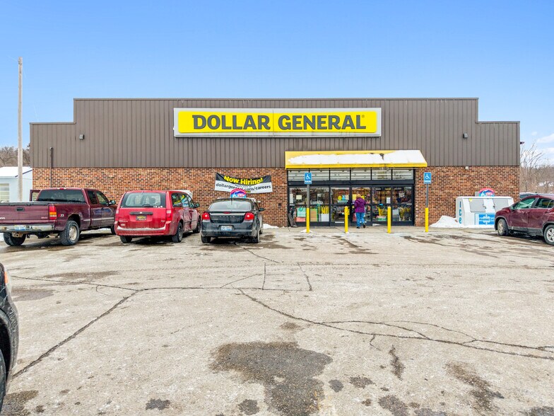 More Photos Of 438 W Lincoln Ave, Ionia Freestanding For Sale