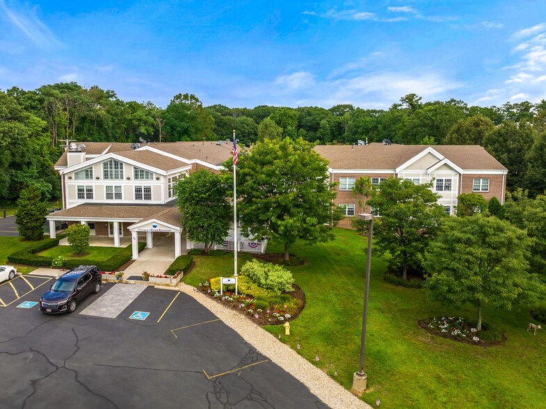 More Photos Of 75 Norumbega Rd, Weston Healthcare For Sale